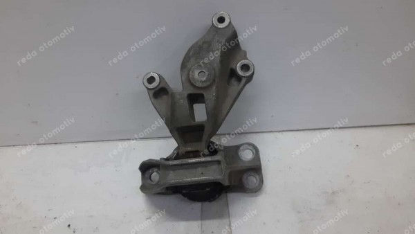 Dacia Duster Sandero 1.0 TCE Motor Takozu  112322283R CP (AA-110)