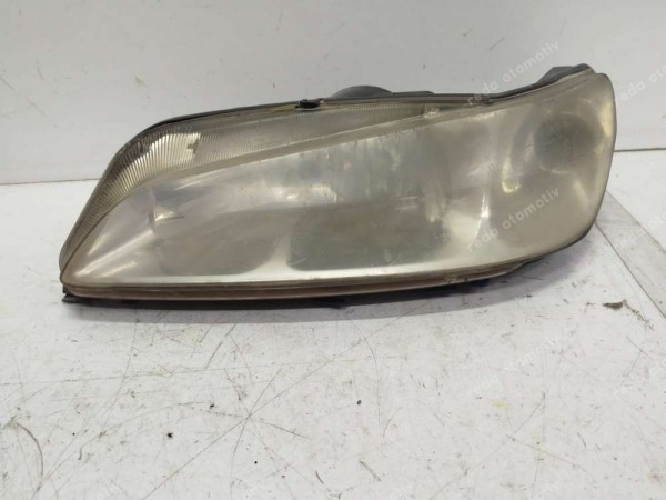 Peugeot 306 Sol Ön Far 88203990 CP (GB120)