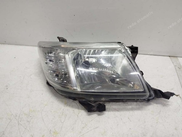 Toyota Hılux Sol Ön Far 81170-0K370 [Ayak Hasarlı] YP YS HP (GC120)