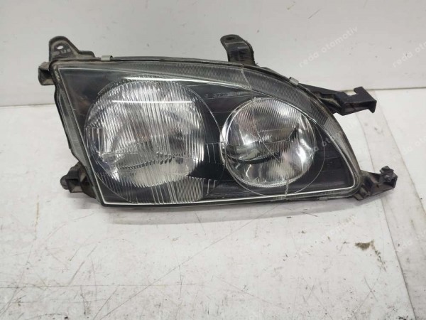 Toyota Avensis 08-00 Sağ Ön Far 81110-05140 CP HP (GC120)