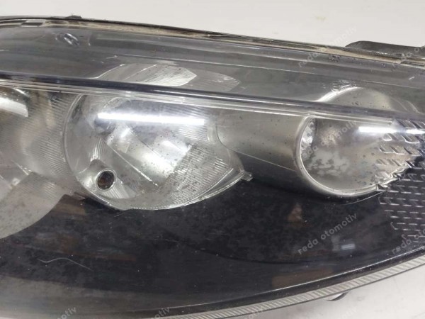 Ford Fiesta 08-12 Sağ Far 8A61-13W029-AJ [İÇİ Lekeli] YS HP (GG130)