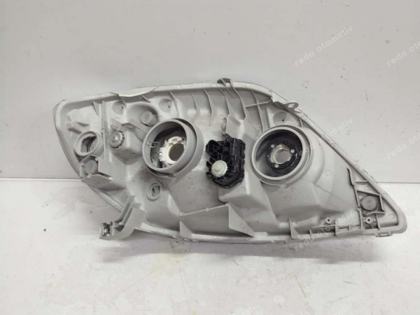 Toyota Corolla 02-07 Sol Far YS HP (GH130)