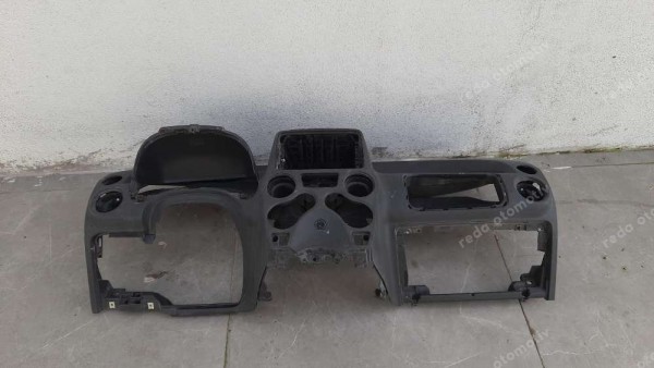 Fiat Panda Torpido Göğüs 46834396 735320567 HP CP (HC-130)