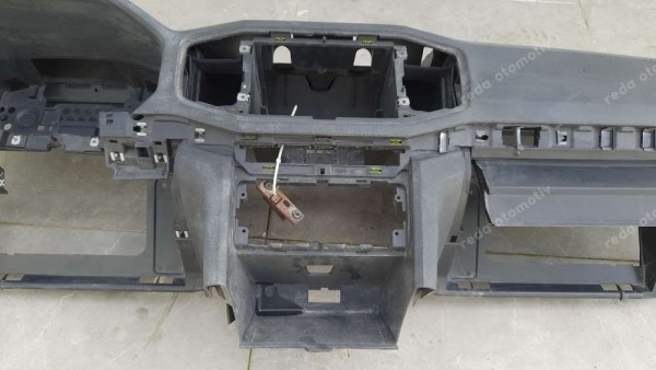 Volkswagen Amorok Torpido Göğüs 2H3857059 2H3857052 HP CP (HC-130)