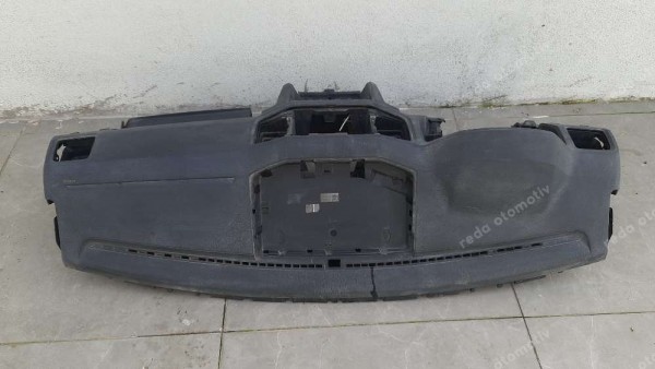 Volkswagen Amorok Torpido Göğüs 2H3857059 2H3857052 HP CP (HC-130)