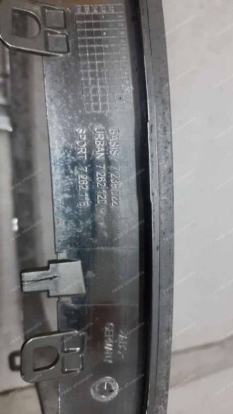 BMW 1 Serisi Sağ Böbrek Izgarası Krom 7239022 BMW F20 HP CP (JC-130)