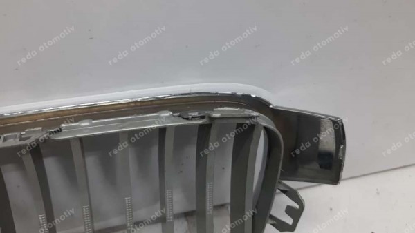 BMW 3 GT F30 F31 F35 F80 F34 için Sağ Ön Izgara 51137255412 HP CP (JC-130)
