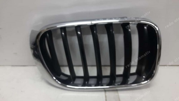 BMW X3 F25 Ön Sağ Izgara Panjur 40502933 HP CP (JC-130)