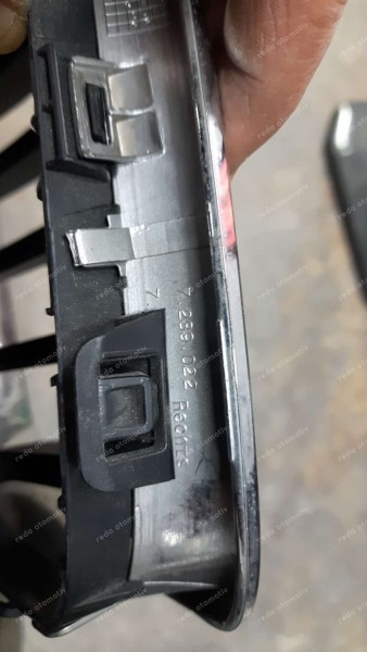 BMW 1 Serisi Sağ Böbrek Izgarası Krom 7239022 BMW F20 HP CP (JC-130)