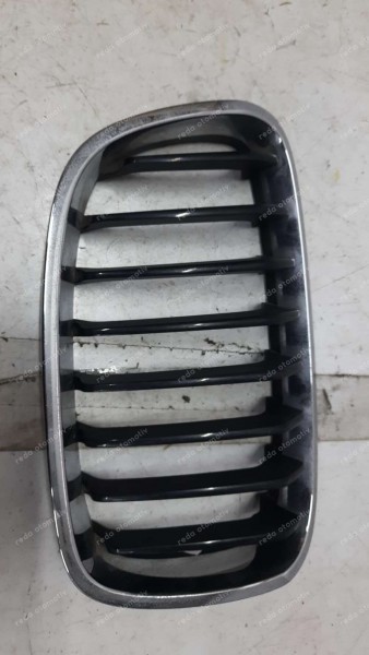 BMW 1 Serisi Sağ Böbrek Izgarası Krom 7239022 BMW F20 HP CP (JC-130)