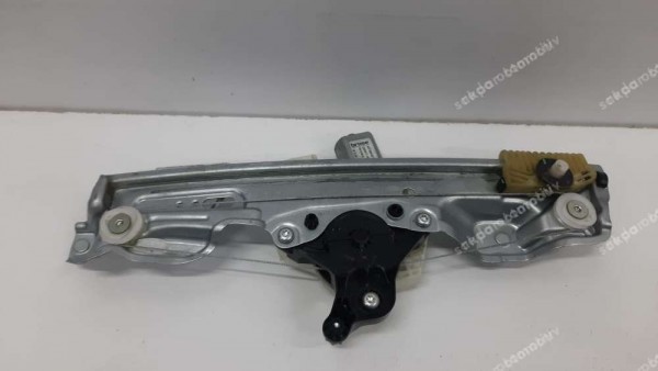 Renault Megane 4 Sağ Arka Cam Krikosu 827209167R SP (EF-110)