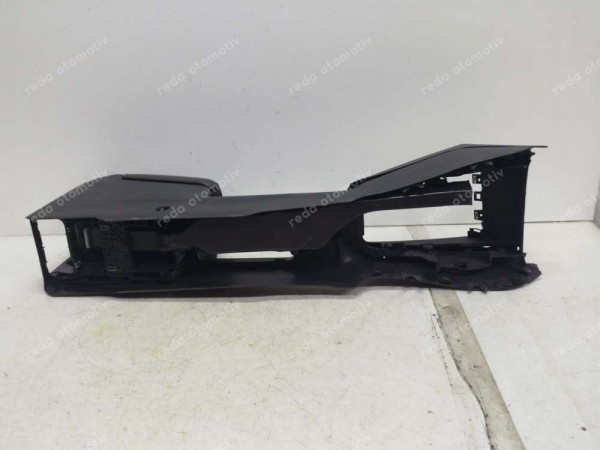 Volkswagen Jetta Orta Konsol Koldayama CP HP (KB120)