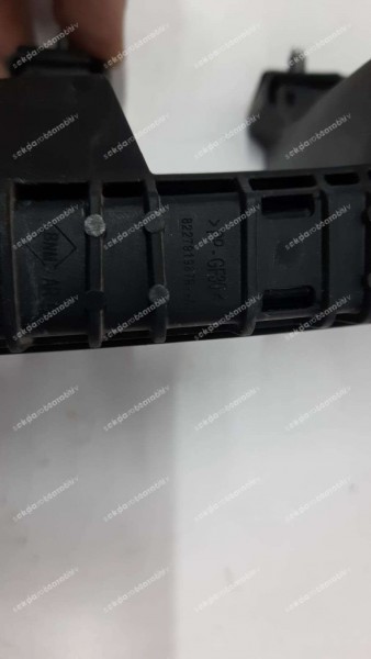 Renault Megane 4 Sol Arka Cam Kılavuz Parçası 822791987R SP (BD-120)
