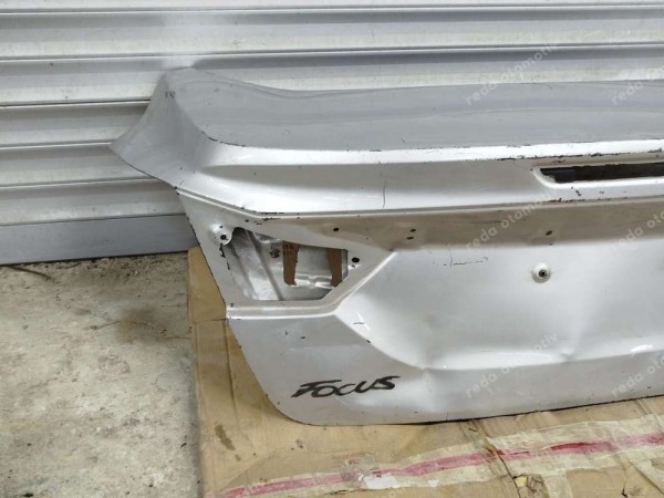 Ford Focus 3 Bagaj Kapağı CP HP