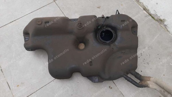 Renault Symbol Dacia Logan Duster Yakıt Deposu 8200371908 8200420831 SP (FC-130)