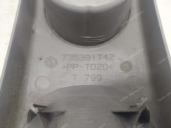Fiat Doblo Orta Konsol Bardaklık 735391742 CP HP (KF130)