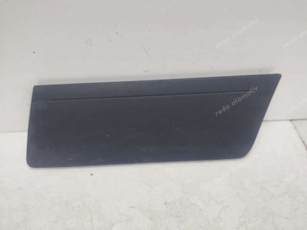 Volkswagen Jetta Bagaj Sağ İç Kapak Bakalit 5C6867462 SP (KF130)
