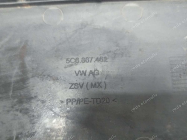 Volkswagen Jetta Bagaj Sağ İç Kapak Bakalit 5C6867462 SP (KF130)