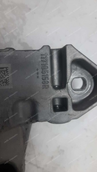 Renault Megane 4 Motor Alternatör Suportu 117105158R SP YP (AA-120)