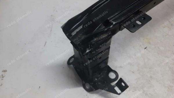 Renault Megane 4 Ön Tampon Demiri HP SP (AD-110)