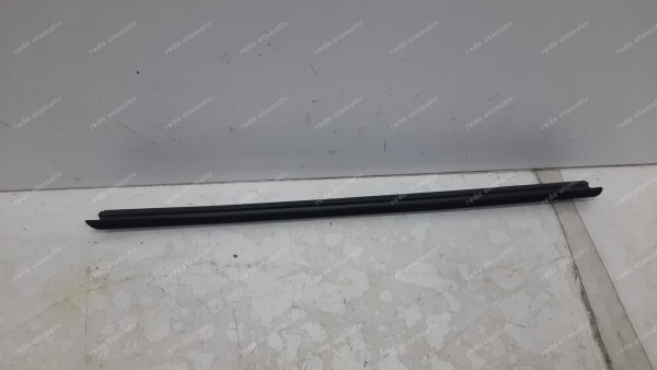 Dacia Jogger Sağ Arka İç Cam Sıyırıcı Fitil 823301201R YP (JD-120)