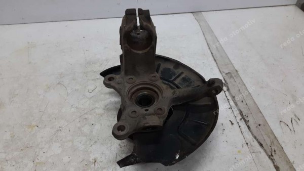 Volkswagen Jetta Sağ Ön Taşıyıcı 5C0256 SP (IB-120)