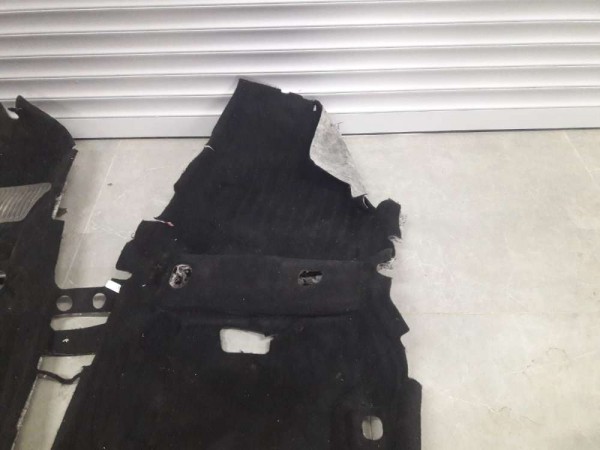 Ford Focus 2 Taban Halısı SİYAH CP