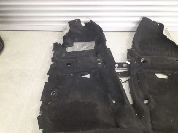 Ford Focus 2 Taban Halısı SİYAH CP