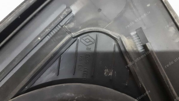 Renault Clio 5 Sağ Ön Cam Fitili 803306673R SP