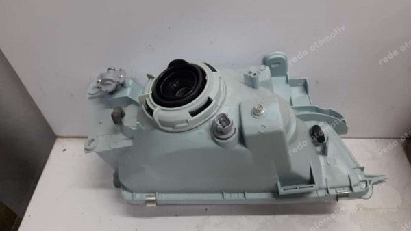 Toyota Corona Sol Ön Far Lambası 81150-2B600 YS YP (İG-130)