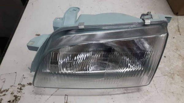 Toyota Corona Sol Ön Far Lambası (TIRNAK HASARLI) 81150-2B600 YS HP YP (İG-130)
