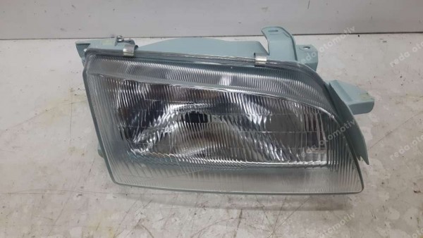 Toyota Corona Sağ Ön Far Lambası 81110-2B640 HP YS YP (İG-130)
