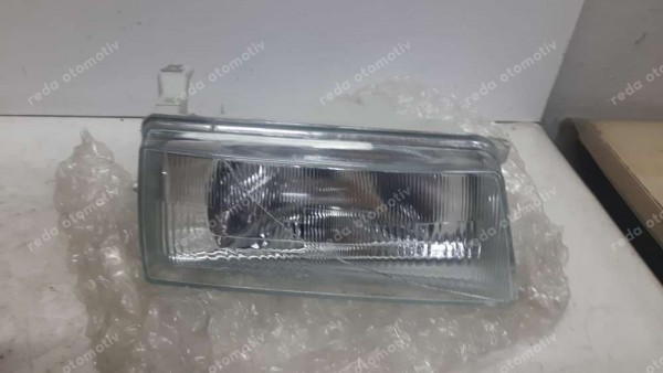 Toyota Corona Sağ Far Lambası 81130-2B280 HP YS YP (İG-130)