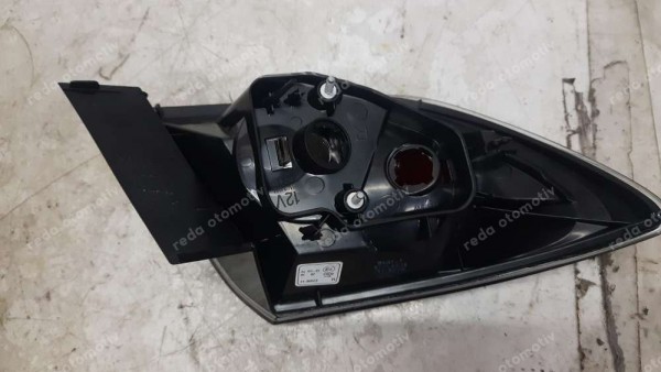 Mazda 3 Sağ Stop 06/09 HP YS YP (İH-120)