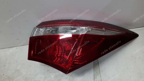 Toyota Corolla Dış Sağ Stop Lambası 81551-02790 YS YP (İH-120)