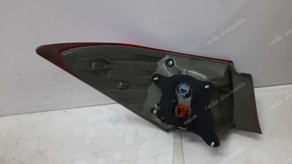 Toyota Corolla Dış Sağ Stop Lambası 81551-02790 YS YP (İH-120)