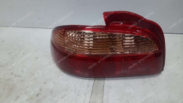 Toyota Avensis 00/02 Sol Stop Lambası YS YP (İH-120)