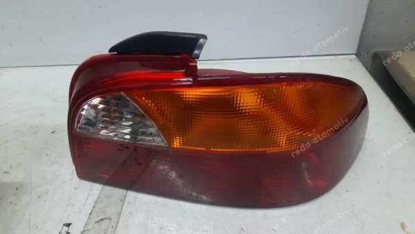 Toyota Avensis 98/00 Sağ Stop Lambası HP YS YP (İH-120)