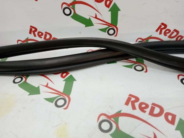 Hyundai Tucson Ön Kapı Kasa Fitili Adet 82110-N7000 82120-N7000 YP SP