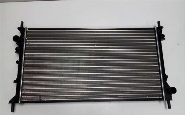 Ford Connect 1.8 TDCİ Motor Su Radyatörü Klimalı 4T16-8005-GA YS YP [ID-130]