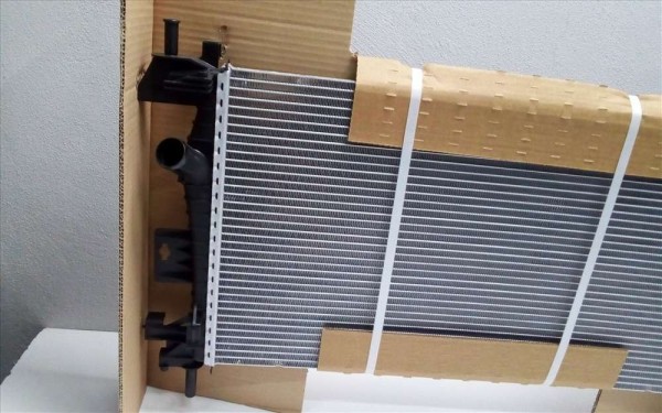 Ford Focus 3 1.6 Benzinli Motor Su Radyatörü Orjinal BV61-8005-AD YP (ID-130)