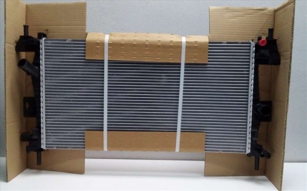 Ford Focus 3 1.6 Benzinli Motor Su Radyatörü Orjinal BV61-8005-AD YP (ID-130)