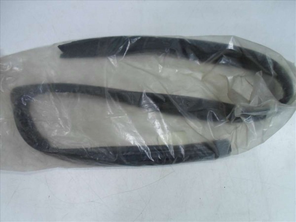 Dacia Logan Sandero 1 Sol Arka Kapı Cam Fitili Orjinal 6001548980 YP (F3)