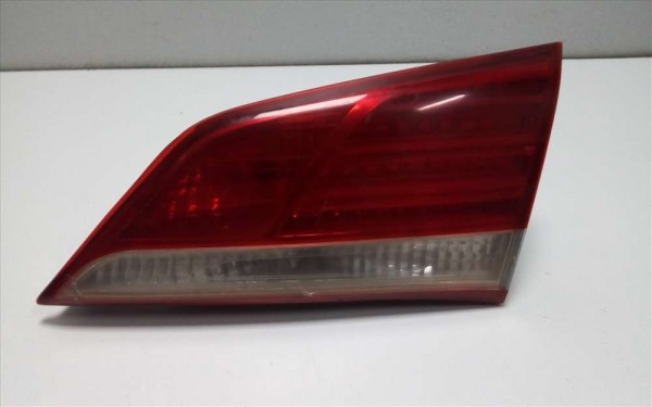 HYUNDAİ İ40 SAĞ ARKA İÇ STOP LAMBASI 92404-3Z300 HP CP [F-B120]