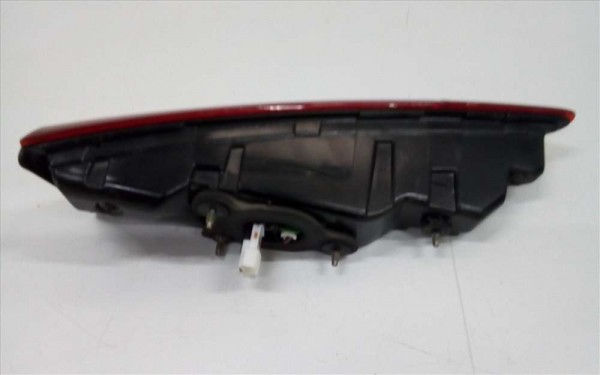 Hyundai Kona Sağ İç Stop Lambası LED 92404-J9100 CAM ÇATLAK CP HP [F-B-120]