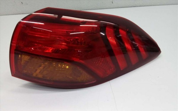 Hyundai Tucson Sağ Arka Dış Stop Lambası 92402-D7500 CP HP	[F-B-120]
