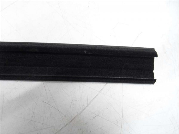 Dacia Sandero Symbol Sağ Arka Cam Direği Fitili Lastiği Orjinal 822729751R YP (F1)