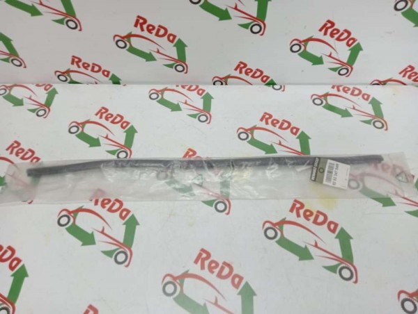 Renault Fluence Sol Arka Kapı Yan Fitili İki Kapı Arası 828234754R YP (F1)