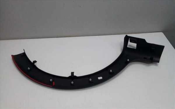 Dacia Sandero Stepway Sağ Arka Çamurluk Koruma Bandı Bakaliti Dodik YP (DI-109)