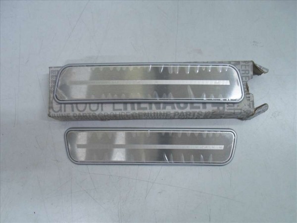 Renault Megane 3 Fluence Arka Kapı Eşik Bandı Kaplaması Orjinal 7711427454 YP [D-B-130]